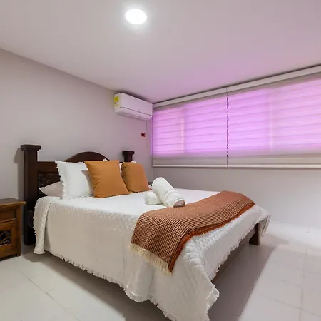 Spacious And Lovely Apartamento