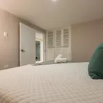 Spacious And Lovely Apartment