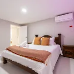 Spacious And Lovely Apartment