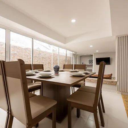 Apartment Spacious And Lovely